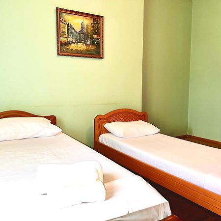 Berat Private Room In Haxhialiu Villa Exterior photo